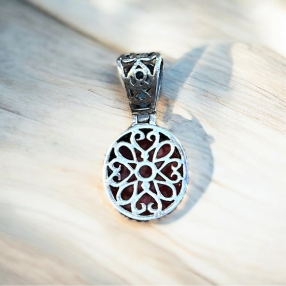 Vintage Silpada Reversible Sterling Silver Pendant - Picture 2 of 4